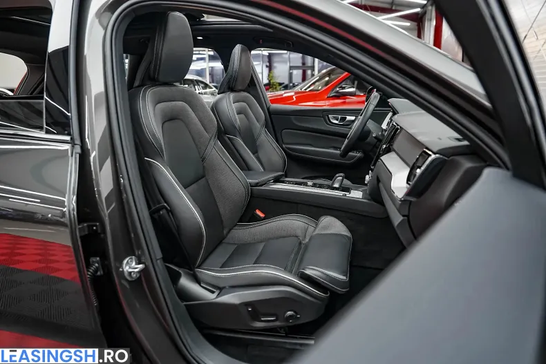 Volvo XC60 din 2021 cu 88.000 km - oferta VOL207168 - foto 10