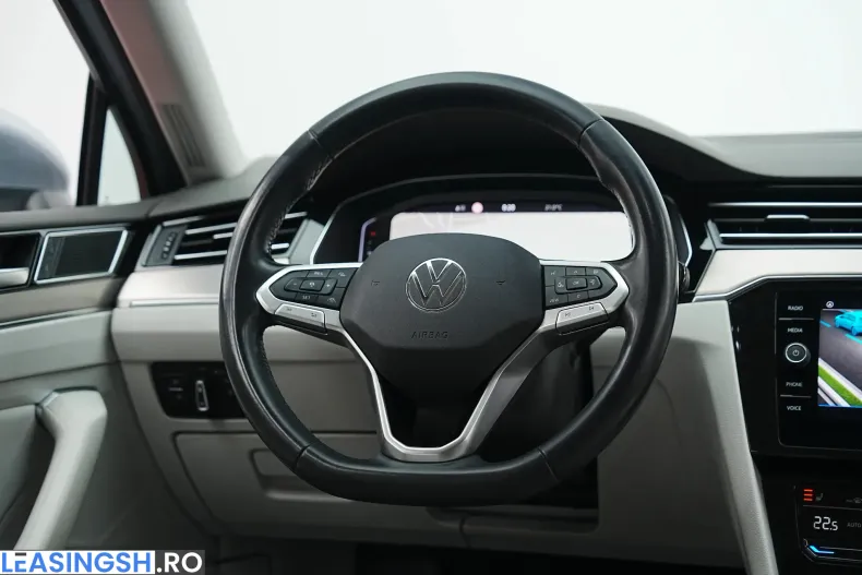Volkswagen Passat din 2021 cu 143.000 km - oferta VOL207171 - foto 31