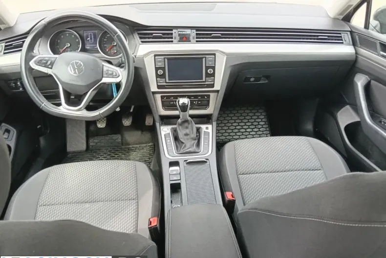 Volkswagen Passat din 2021 cu 80.390 km - oferta VOL207180 - foto 3