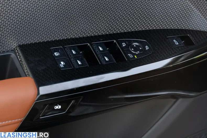 BMW 740d (Seria 7) din 2025 cu 14.500 km - oferta BMW207183 - foto 18