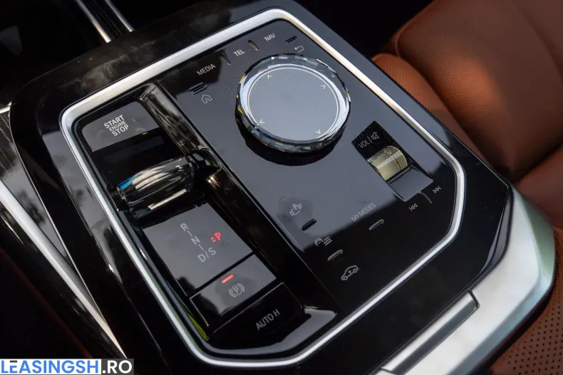 BMW 740d (Seria 7) din 2025 cu 14.500 km - oferta BMW207183 - foto 22