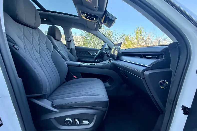 Chery Tiggo 8 din 2025 cu 10 km - oferta CHE207210 - foto 23