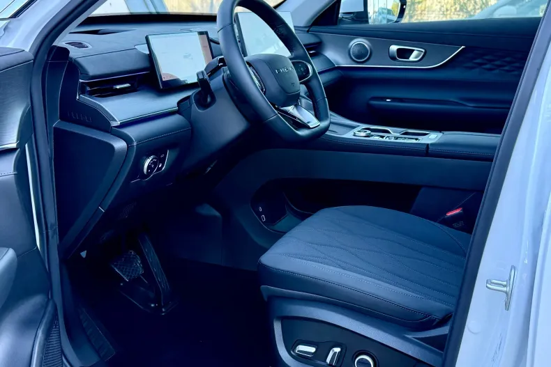 Chery Tiggo 8 din 2025 cu 10 km - oferta CHE207210 - foto 29