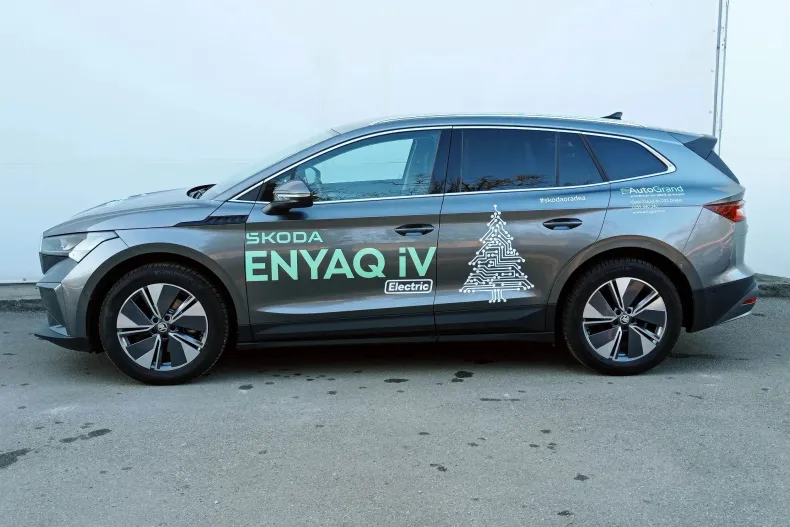 Skoda Enyaq din 2023 cu 24.400 km - oferta SKO207211 - foto 2