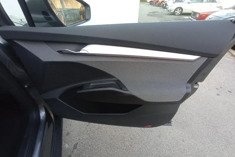 Skoda Enyaq din 2023 cu 24.400 km - oferta SKO207211 - foto 20