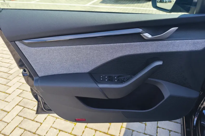 Skoda Octavia din 2026 cu 5 km - oferta SKO207213 - foto 24