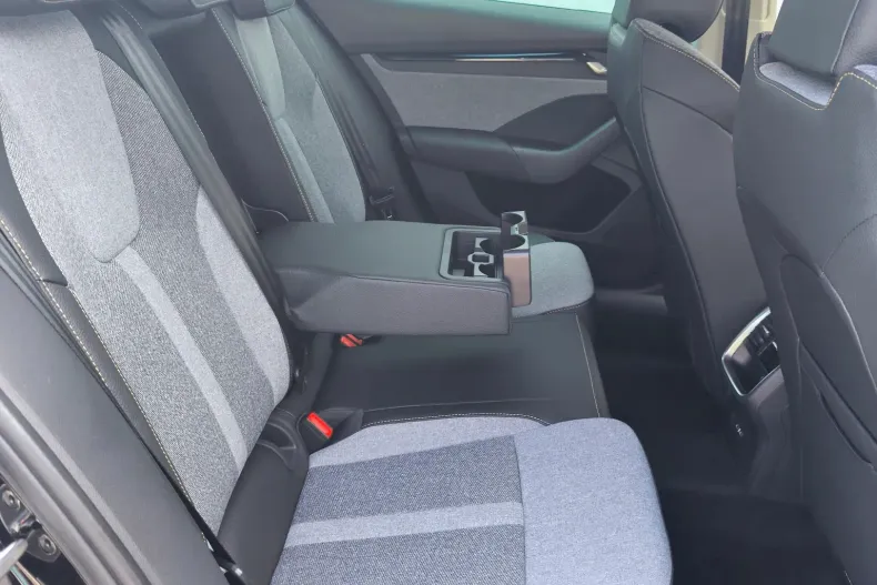 Skoda Octavia din 2026 cu 5 km - oferta SKO207213 - foto 27