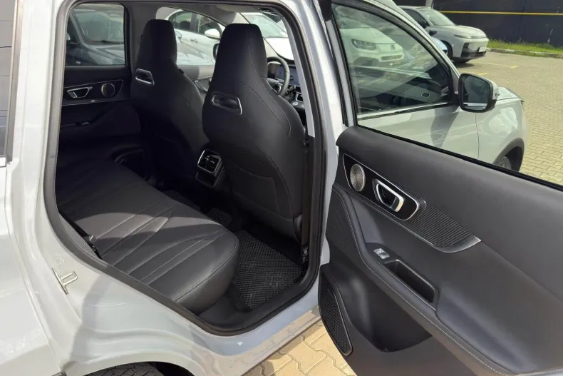 Chery Tiggo 7 din 2025 cu 5.532 km - oferta CHE207215 - foto 14