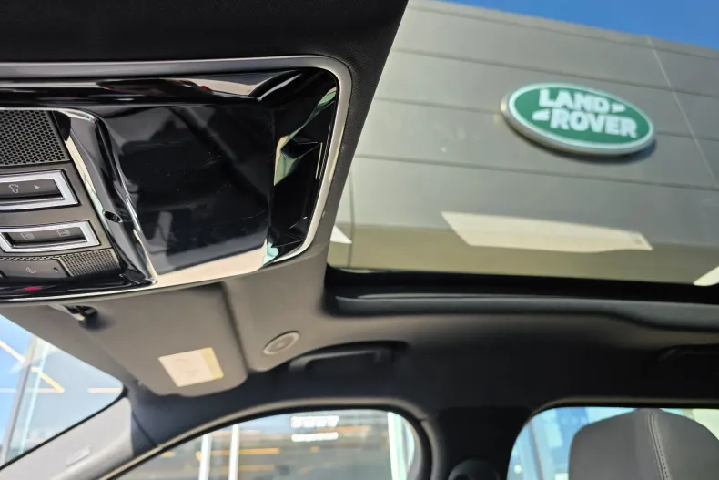 Land Rover Range Rover Velar din 2025 cu 2.000 km - oferta LAN207219 - foto 11