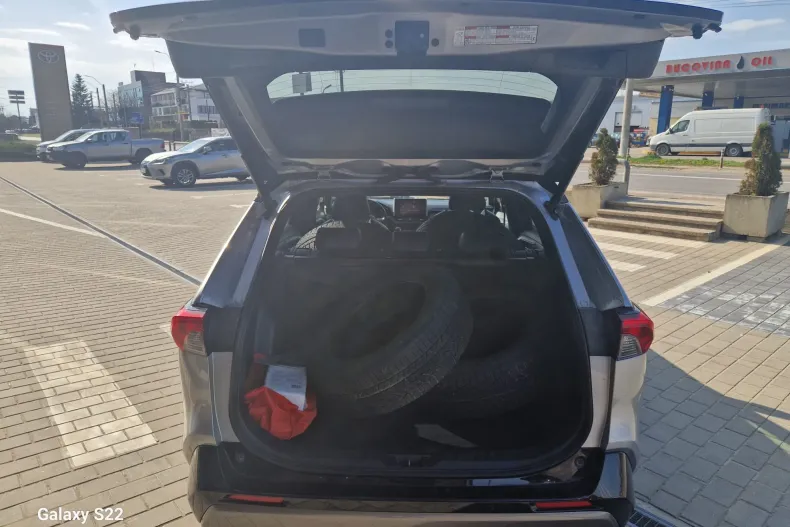 Toyota RAV4 din 2020 cu 84.681 km - oferta TOY207229 - foto 6