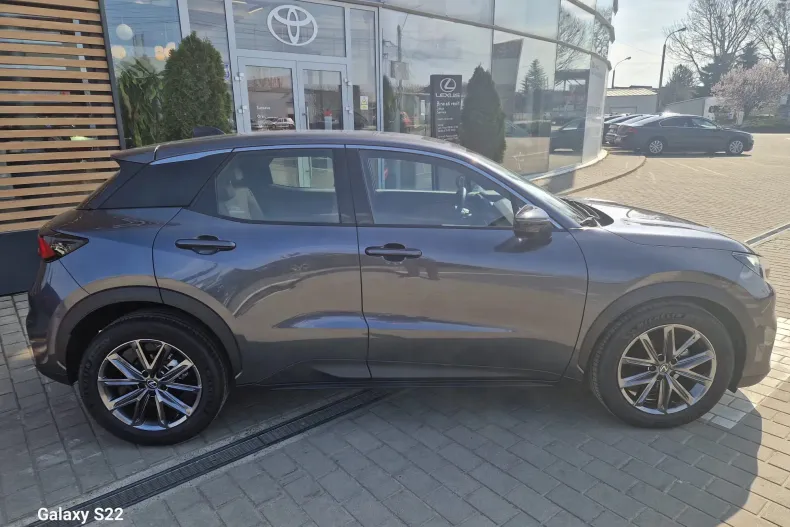 Lexus LBX din 2025 cu 2.414 km - oferta LEX207230 - foto 4