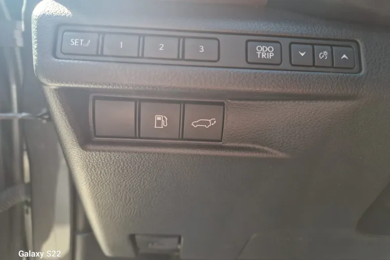 Lexus LBX din 2025 cu 2.414 km - oferta LEX207230 - foto 11