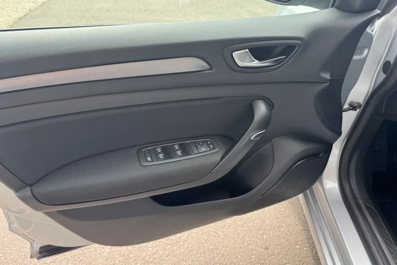 Renault Megane din 2022 cu 41.000 km - oferta REN207232 - foto 11