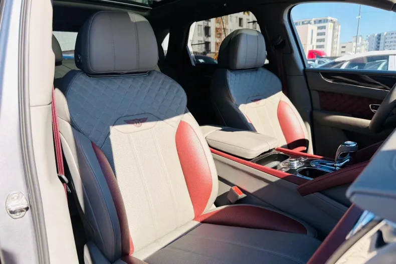 Bentley Bentayga din 2024 cu 7.300 km - oferta BEN207237 - foto 17