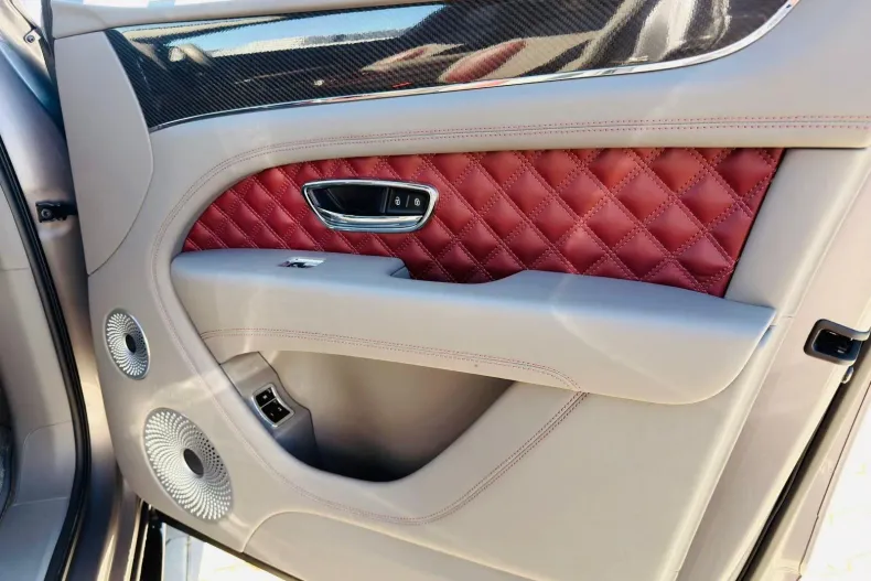 Bentley Bentayga din 2024 cu 7.300 km - oferta BEN207237 - foto 21