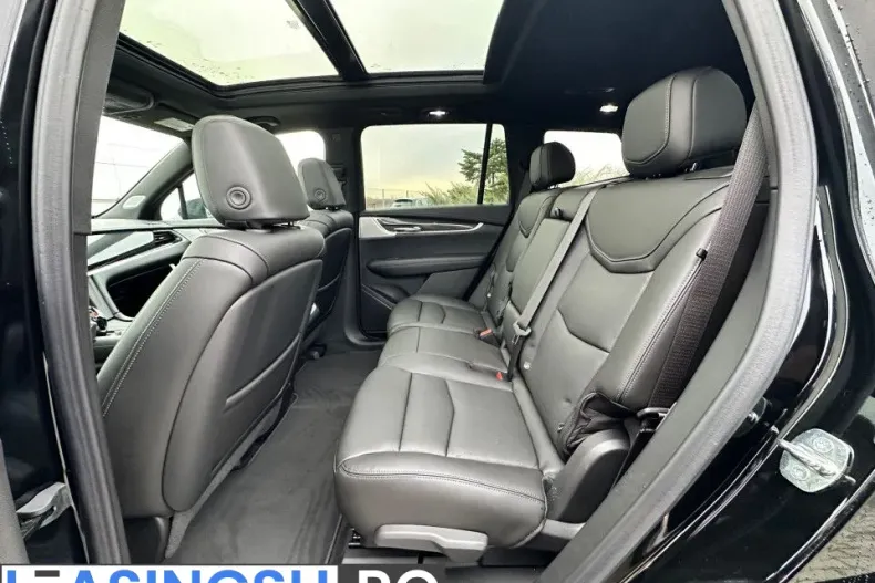 Cadillac XT6 din 2022 cu 23 km - oferta CAD207240 - foto 8