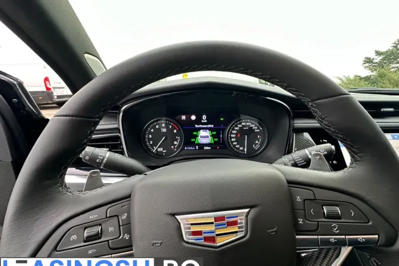 Cadillac XT6 din 2022 cu 23 km - oferta CAD207240 - foto 11