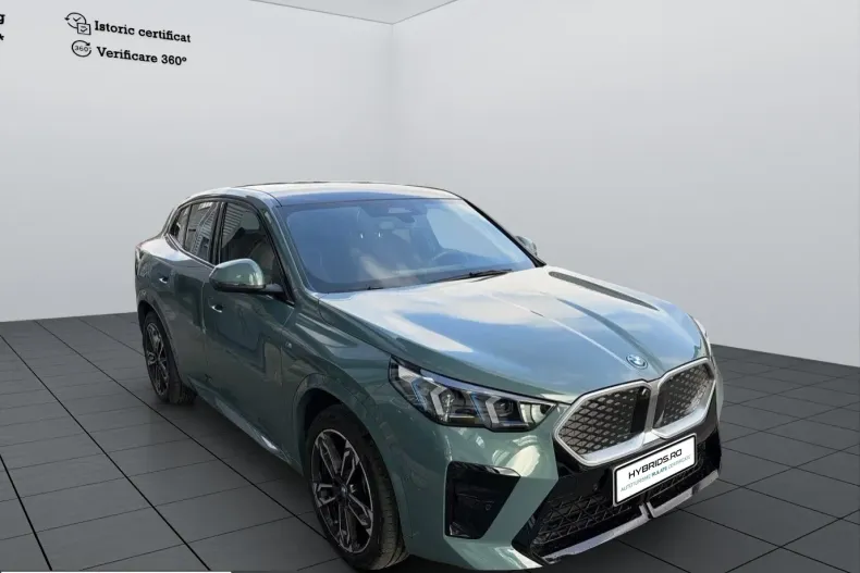 BMW iX2 (Seria X) din 2022 cu 19.900 km - oferta BMW207251 - foto 2