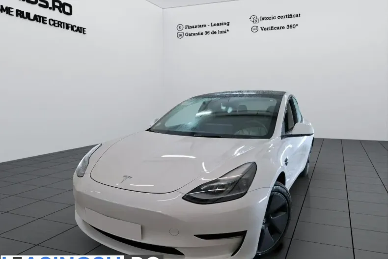Tesla Model 3 din 2023 cu 67.652 km - oferta TES207255 - foto 1