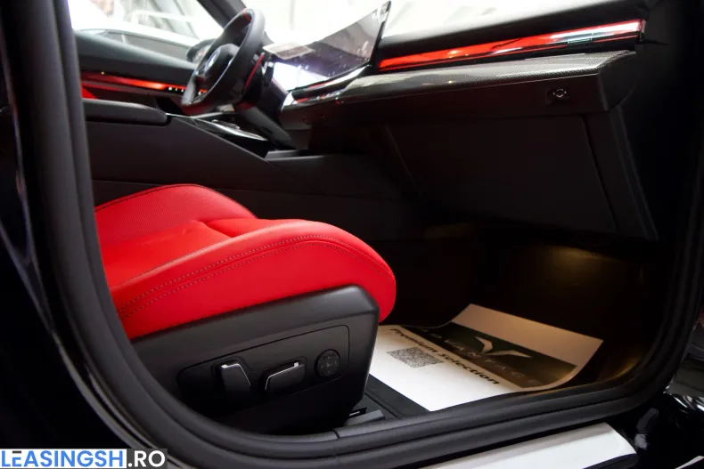 BMW M5 (Seria 5) din 2025 cu 20 km - oferta BMW207257 - foto 12