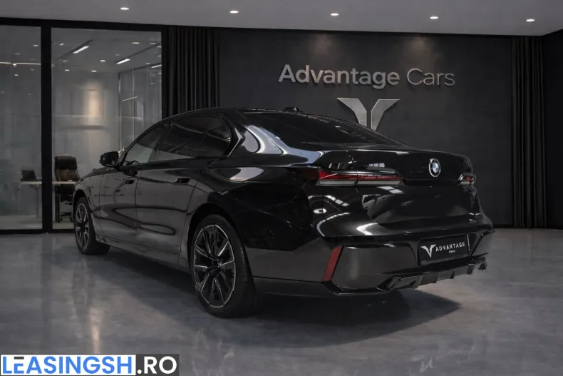 BMW 740d (Seria 7) din 2026 cu 20 km - oferta BMW207258 - foto 3