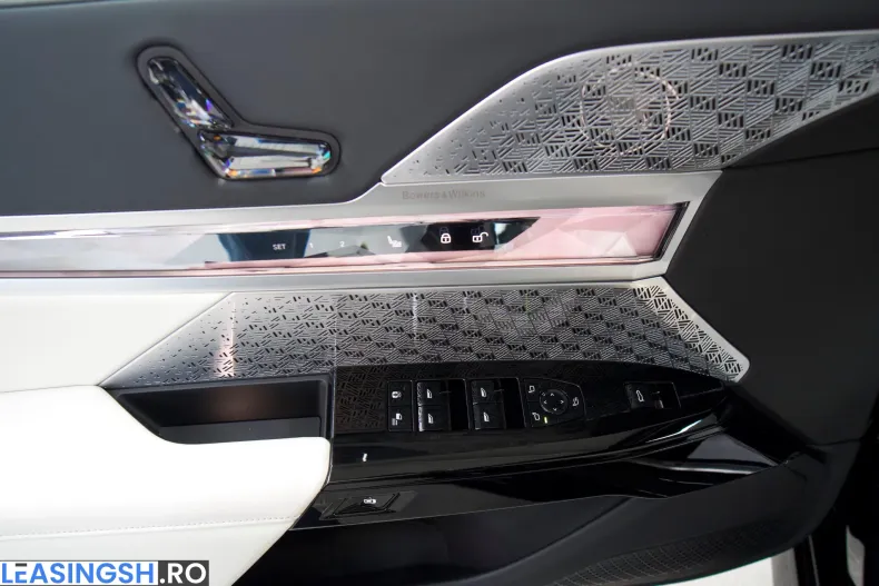 BMW 740d (Seria 7) din 2026 cu 20 km - oferta BMW207258 - foto 21