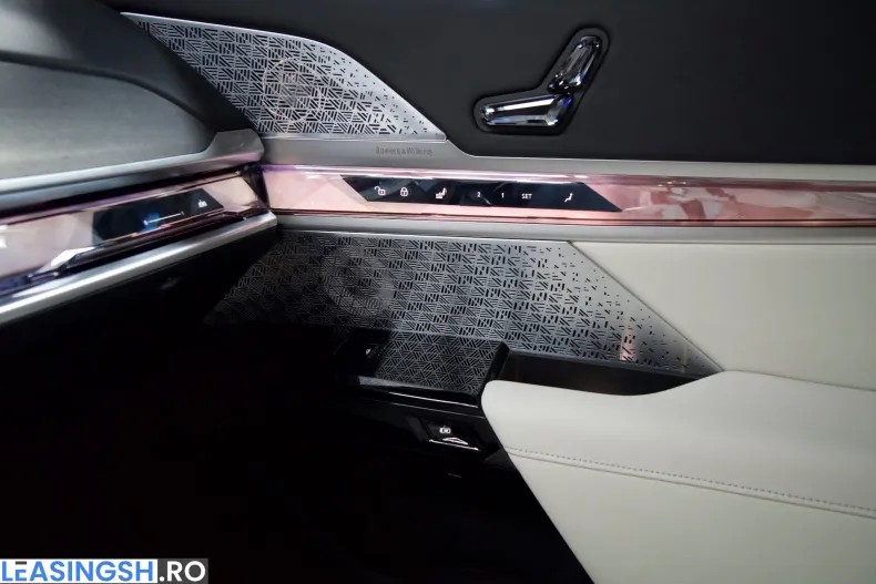 BMW 740d (Seria 7) din 2026 cu 20 km - oferta BMW207258 - foto 23