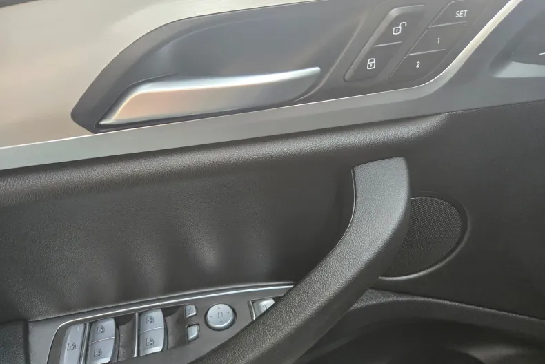 BMW X4 (Seria X) din 2022 cu 87.150 km - oferta BMW207260 - foto 18