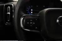 Volvo XC40 din 2022 cu 46.700 km - oferta VOL207261 - foto 13