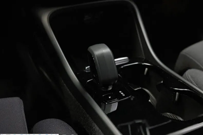 Volvo XC40 din 2022 cu 46.700 km - oferta VOL207261 - foto 16