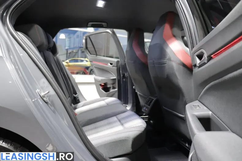 Volkswagen Golf din 2021 cu 43.000 km - oferta VOL207265 - foto 26