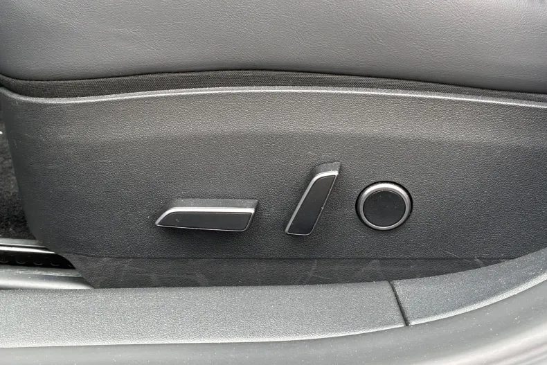 Tesla Model 3 din 2023 cu 57.475 km - oferta TES207270 - foto 25