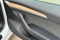 Tesla Model 3 din 2023 cu 57.475 km - oferta TES207270 - foto 28