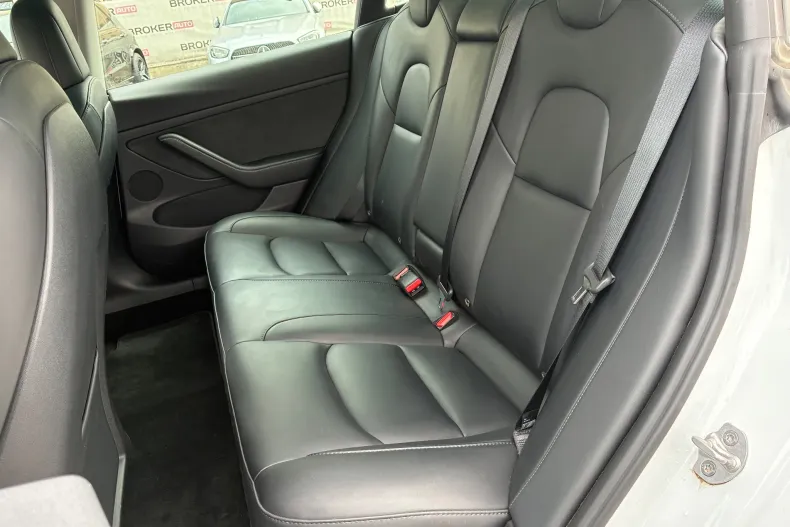 Tesla Model 3 din 2023 cu 57.475 km - oferta TES207270 - foto 29