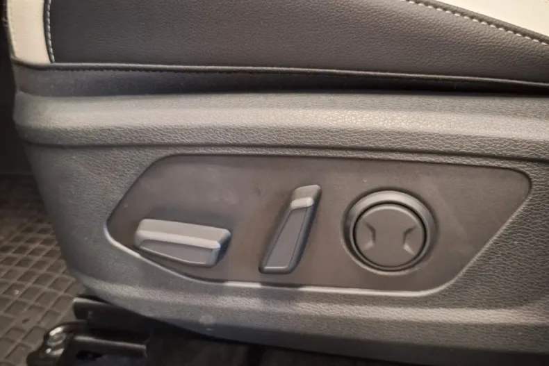 Kia Sportage din 2025 cu 5 km - oferta KIA207272 - foto 15