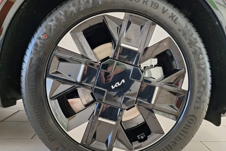 Kia Sportage din 2025 cu 5 km - oferta KIA207272 - foto 19