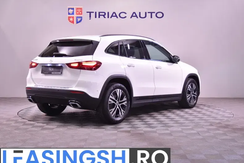 Mercedes-Benz GLA din 2025 cu 3.000 km - oferta MER207278 - foto 5