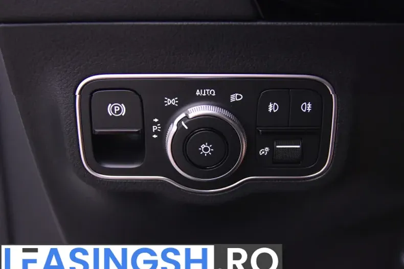 Mercedes-Benz GLA din 2025 cu 3.000 km - oferta MER207278 - foto 16