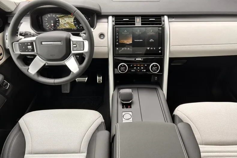 Land Rover Discovery din 2025 cu 700 km - oferta LAN207282 - foto 2