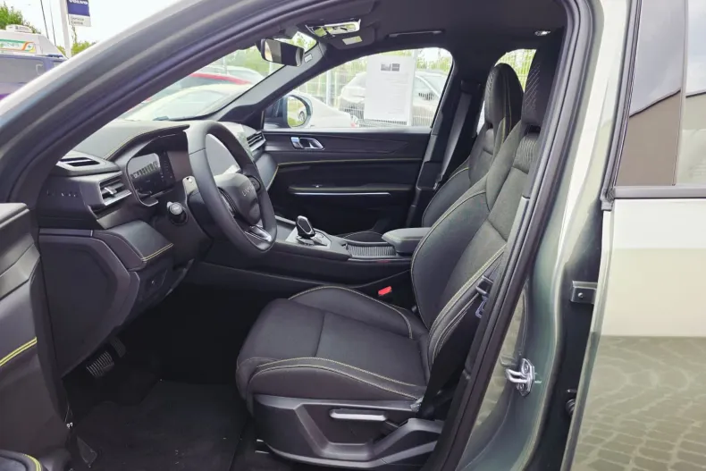 Lynk & Co 01 din 2025 cu 50 km - oferta LYN207286 - foto 2