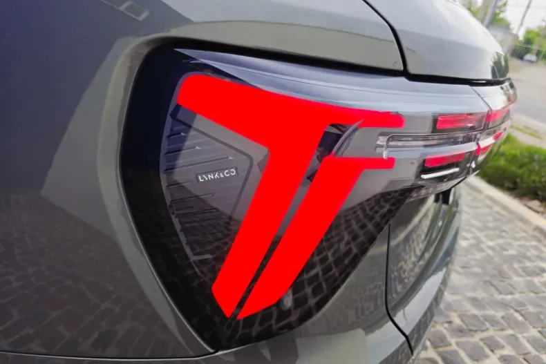 Lynk & Co 01 din 2025 cu 50 km - oferta LYN207286 - foto 15