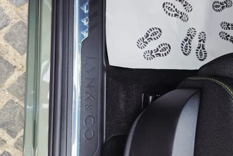 Lynk & Co 01 din 2025 cu 50 km - oferta LYN207286 - foto 16