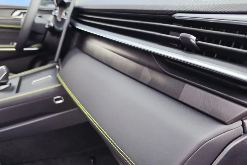 Lynk & Co 01 din 2025 cu 50 km - oferta LYN207286 - foto 19