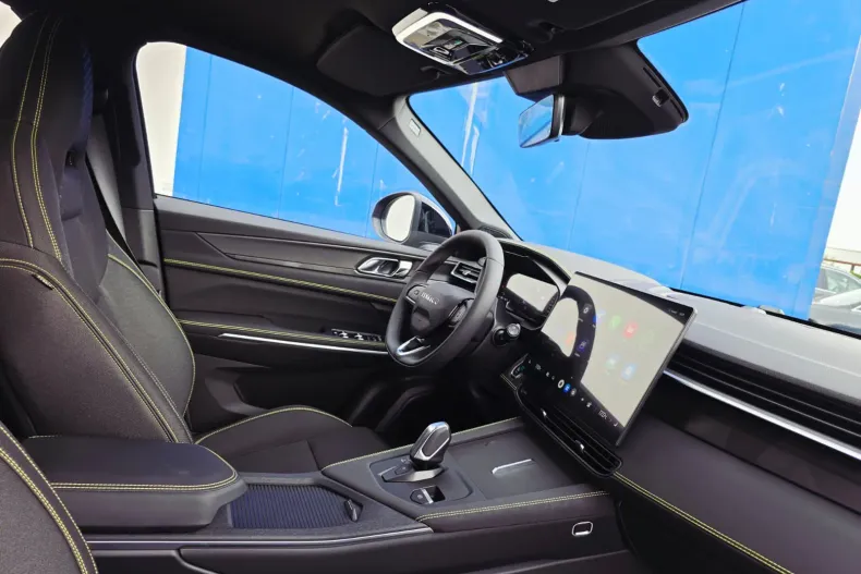 Lynk & Co 01 din 2025 cu 50 km - oferta LYN207286 - foto 20