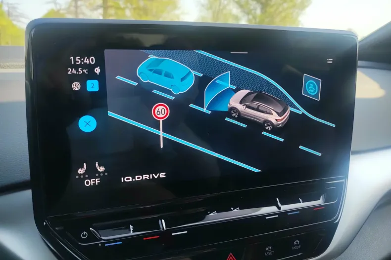 Volkswagen ID.4 din 2021 cu 77.439 km - oferta VOL207288 - foto 18