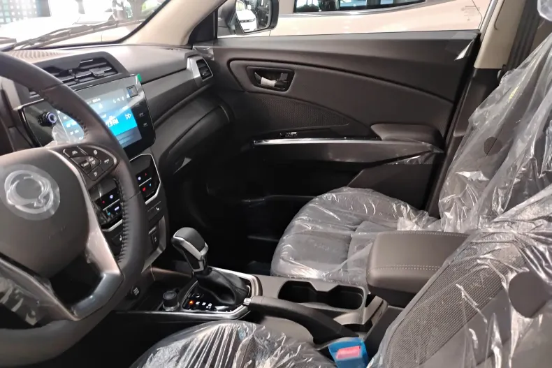 Ssangyong Tivoli din 2024 cu 2 km - oferta SSA207290 - foto 11