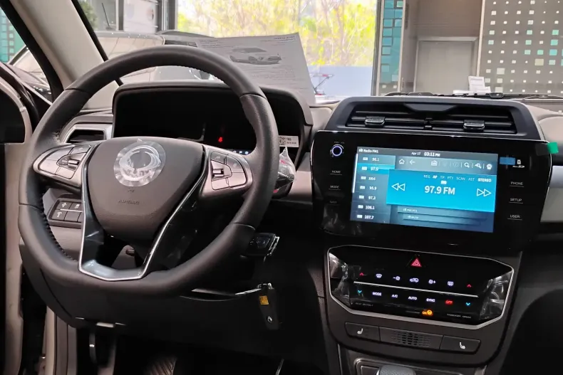 Ssangyong Tivoli din 2024 cu 2 km - oferta SSA207290 - foto 16