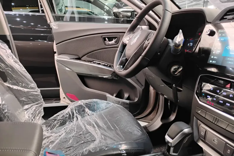 Ssangyong Tivoli din 2024 cu 2 km - oferta SSA207290 - foto 19