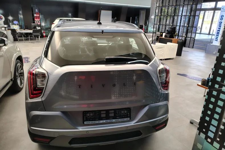 Ssangyong Tivoli din 2024 cu 2 km - oferta SSA207290 - foto 29