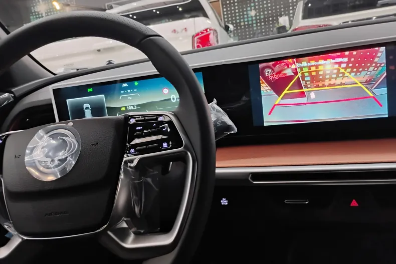 KGM Torres EVX din 2025 cu 2 km - oferta KGM207291 - foto 5